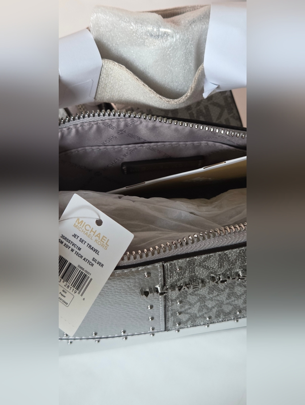MICHAEL Michael Kors Metallic Crossbody Bag with Round Pouch & Ipod Case NWT - Picture 14 of 16